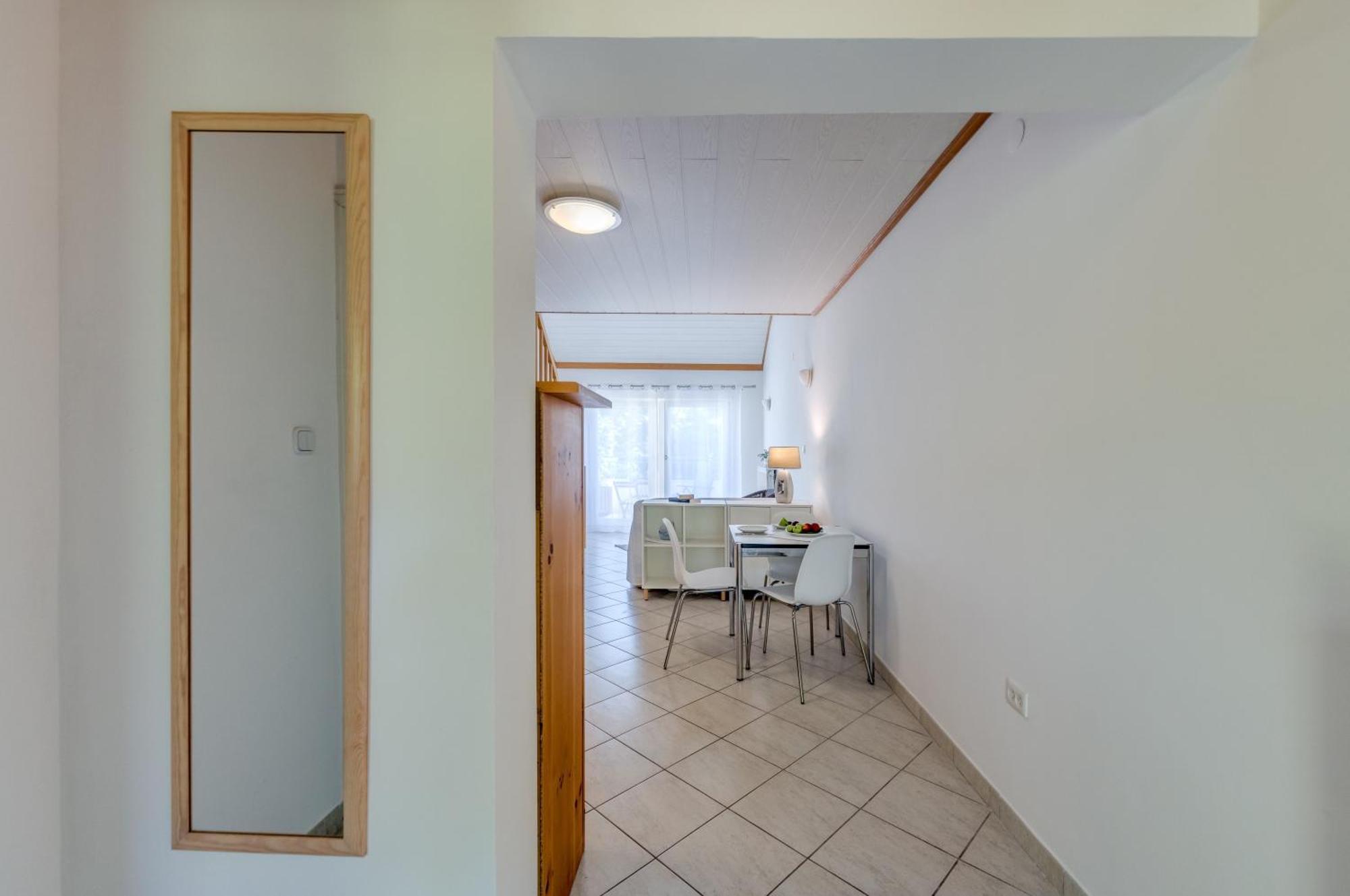 Beachfront Apartment Milan, With Balcony Split Exterior foto